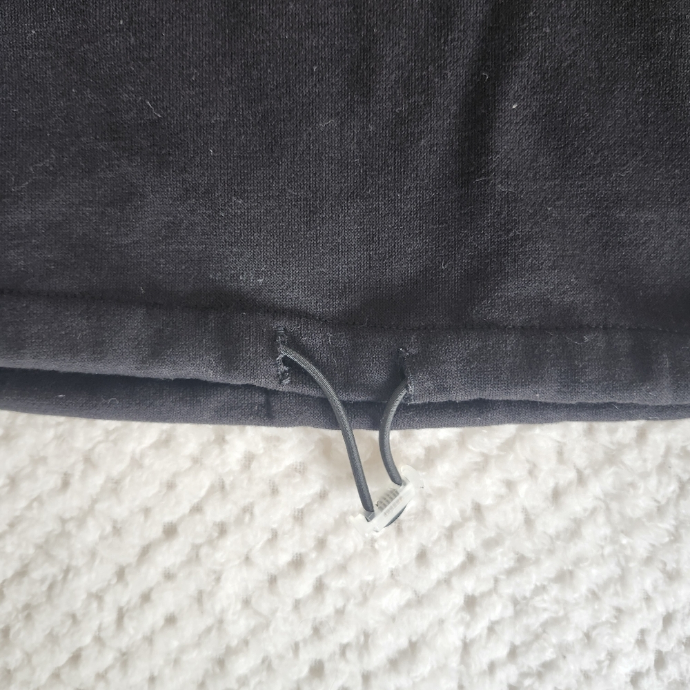 H&M Divided  Cropped Sweatshirt  Size S - Picture 5 of 8